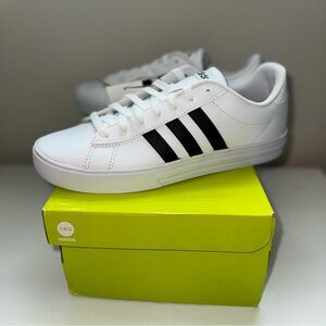 Men’s Adidas sneakers Neo Daily 2.0 White Black Casual Leather shoes Size 7.5
